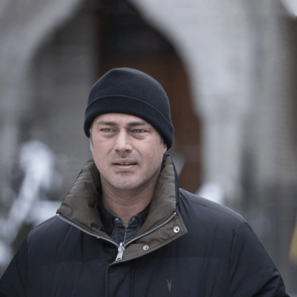 Taylor Kinney TV Series Chicago Fire S09 Kelly Severide Puffer Jacket