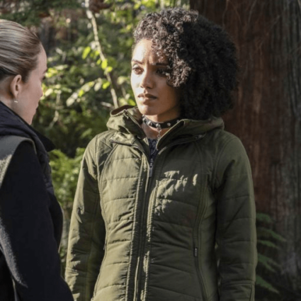 Maisie Richardson Legends Tomorrow S05 Ep9 Charlie Jacket With Hood