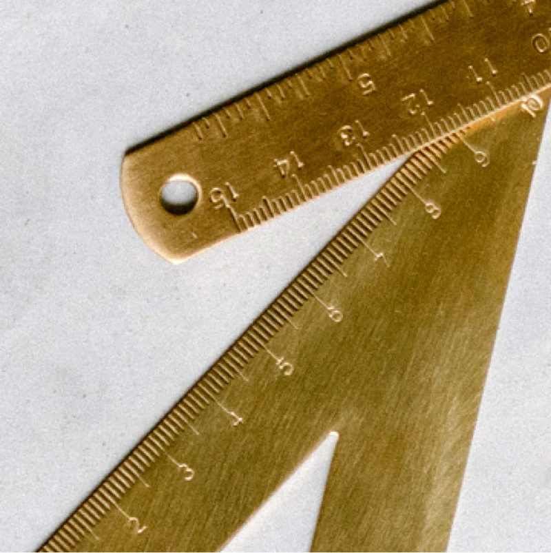 leather-measure-scale