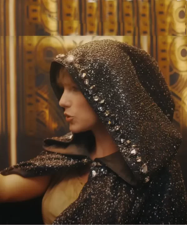 Music Video Bejeweled Taylor Swift Cloak