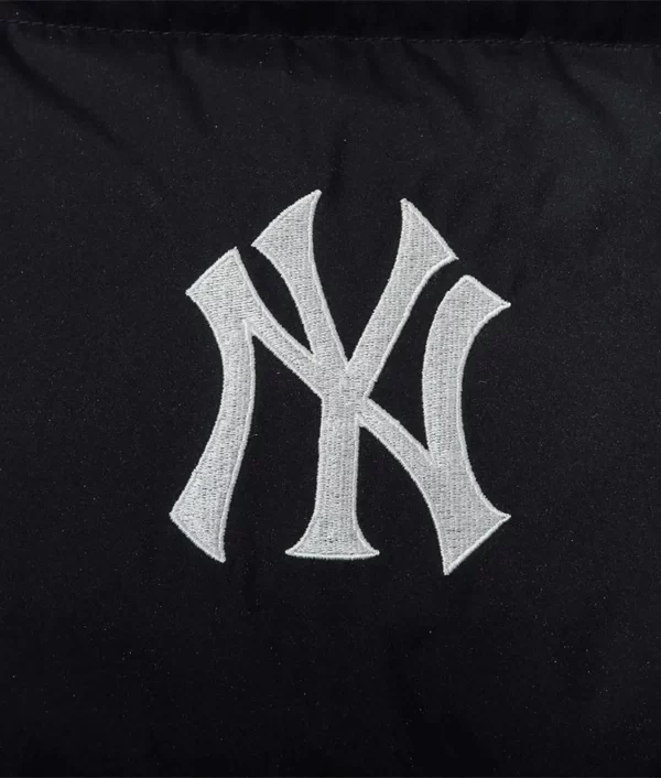 NY Yankees Black Puffer Jacket