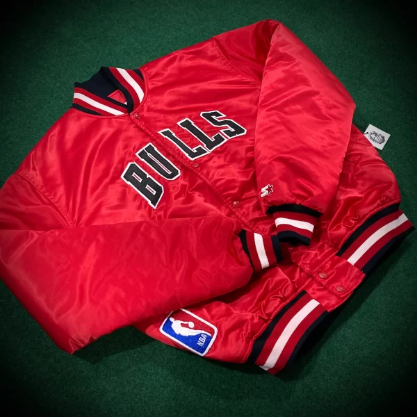 Vintage Chicago Bulls Starter Satin Jacket